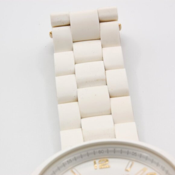 Michael Kors Runway White & Gold Chronograph Quartz Watch MK-5145 (New Battery) - Picture 6 of 8